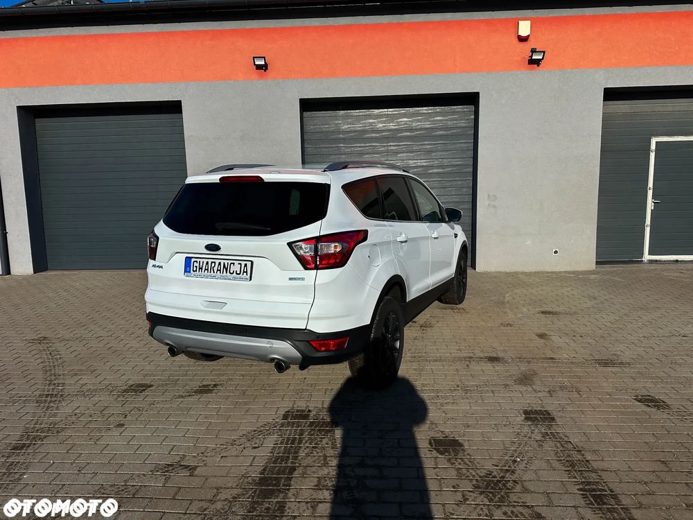 Ford Kuga - 18