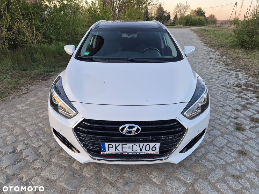 Hyundai i40 1.7 CRDi Business DCT - 1