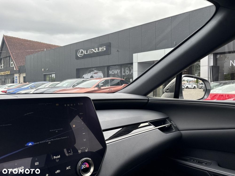 Lexus RX - 16