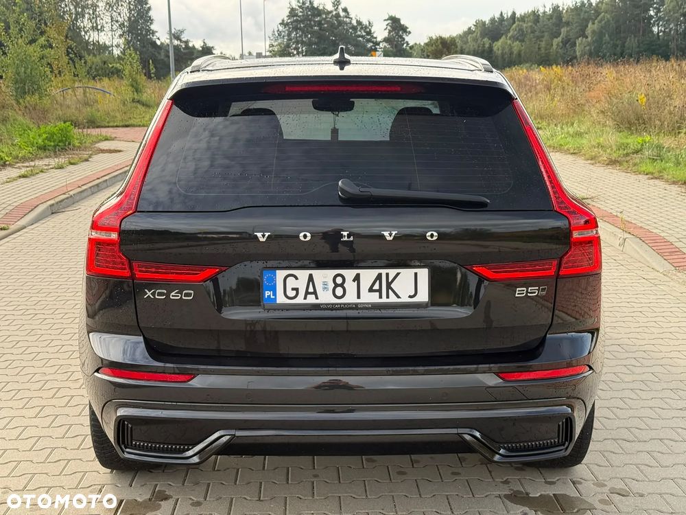 Volvo XC 60 B5 B AWD Plus Dark - 6
