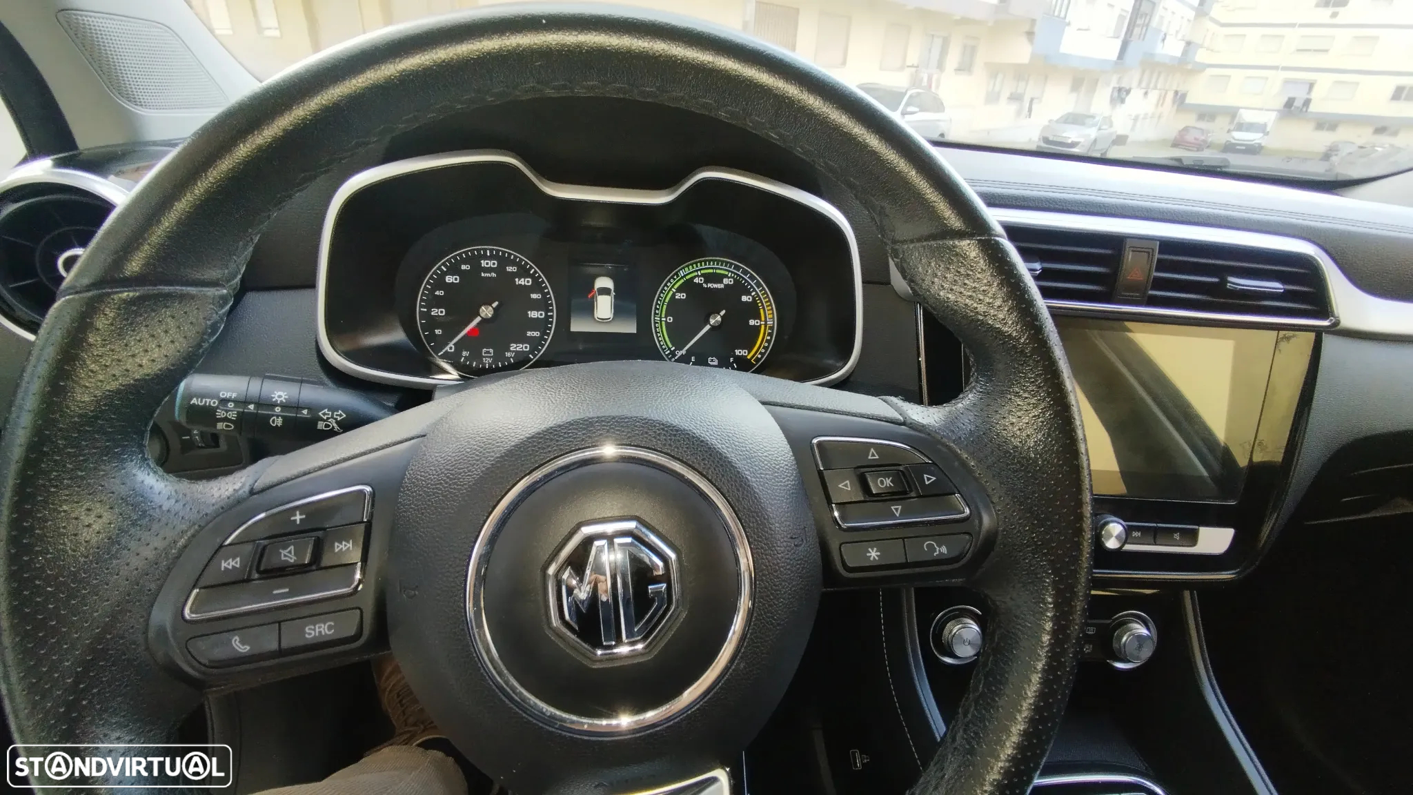 MG ZS - 9