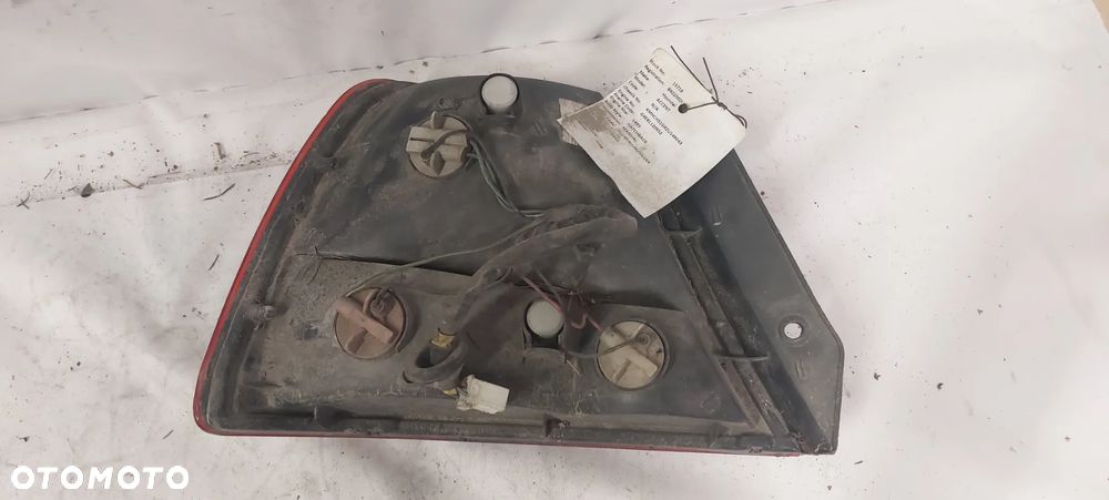 [K] HYUNDAI ACCENT 2 II 1999 2002 LAMPA TYŁ TYLNA PRAWA - 3