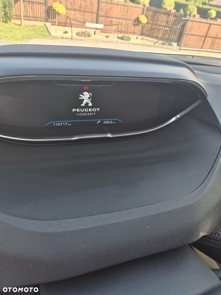 Peugeot 3008 PureTech 130 Stop & Start GPF EAT8 Allure - 6