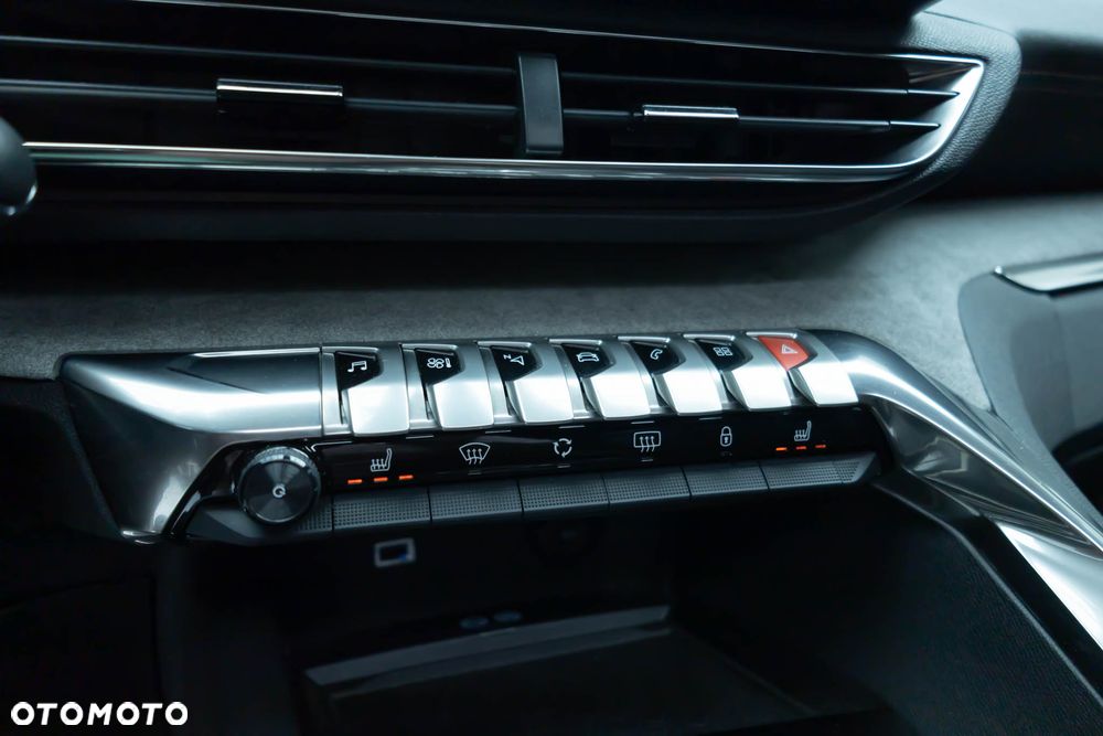 Peugeot 5008 BlueHDi 180 EAT8 GT Pack - 23