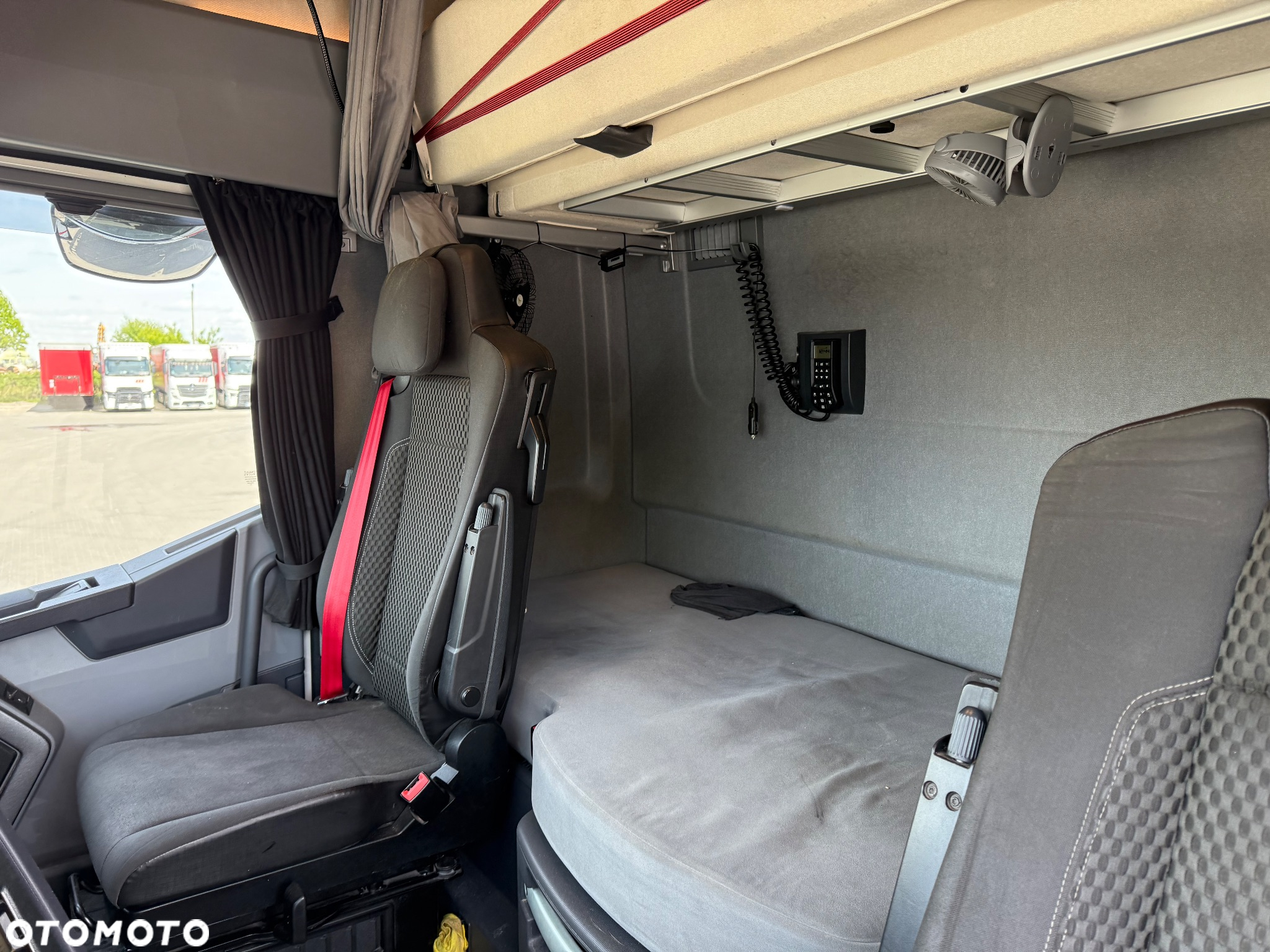 Renault T480/ 13L/ Hight Cab 11.2018 Standard - 9