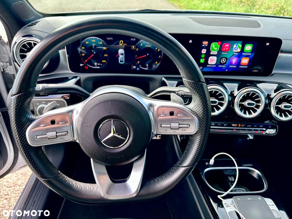 Mercedes-Benz Klasa A 220 AMG Line 7G-DCT - 18