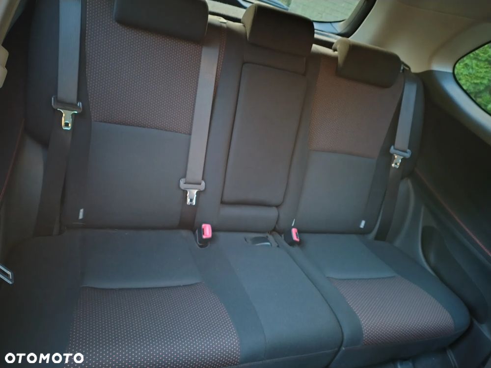 Toyota Auris - 17