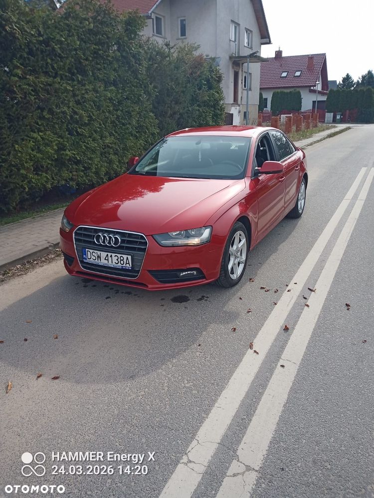 Audi A4 Limousine - 1