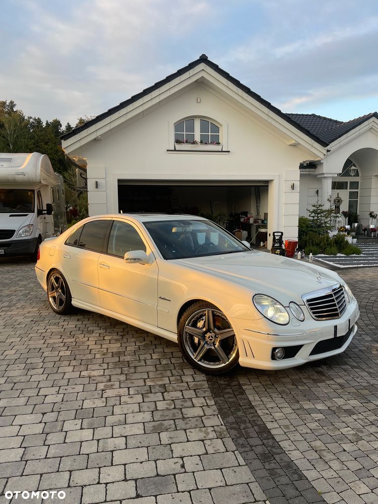 Mercedes-Benz Klasa E 63 AMG - 6