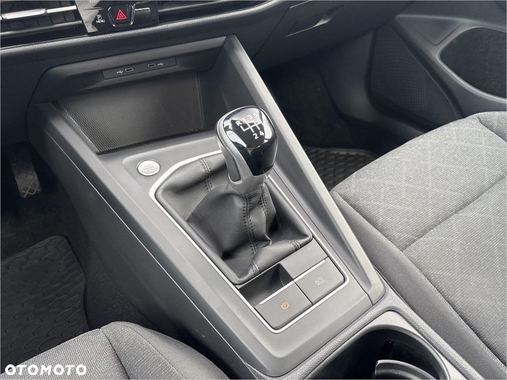 Volkswagen Golf 1.5 TSI EVO Life - 15