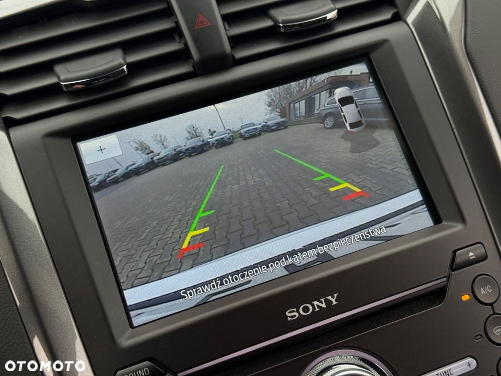 Ford Mondeo 2.0 EcoBlue Titanium - 23