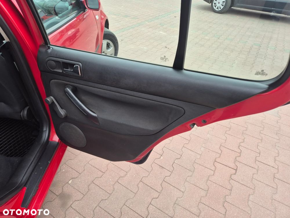 Volkswagen Golf 1.9 TDI Comfortline - 10