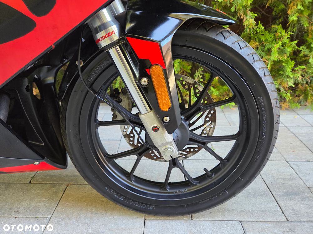 Aprilia SR - 24
