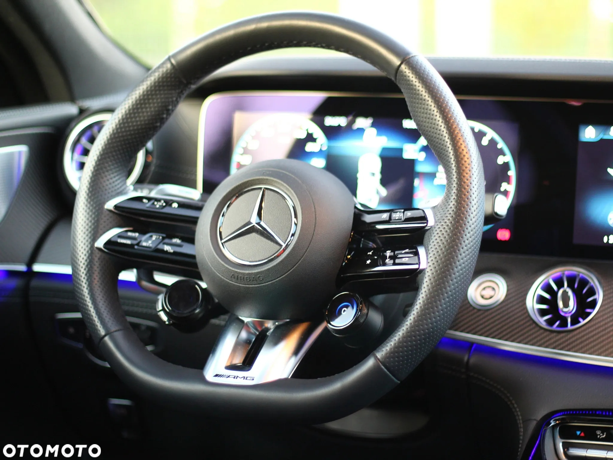 Mercedes-Benz AMG GT 43 4-Matic+ - 17