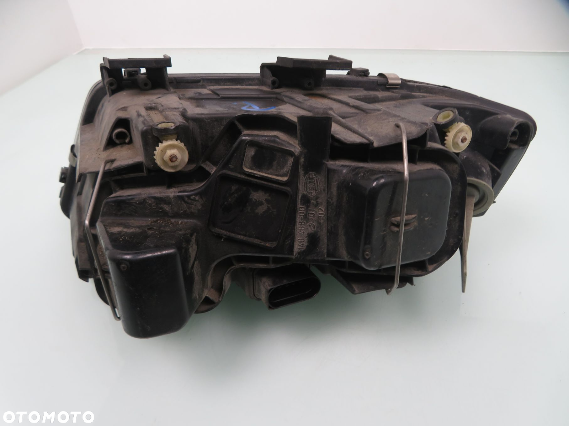 LAMPA PRAWA PRZEDNIA AUDI A6 C5 14846600 - 6