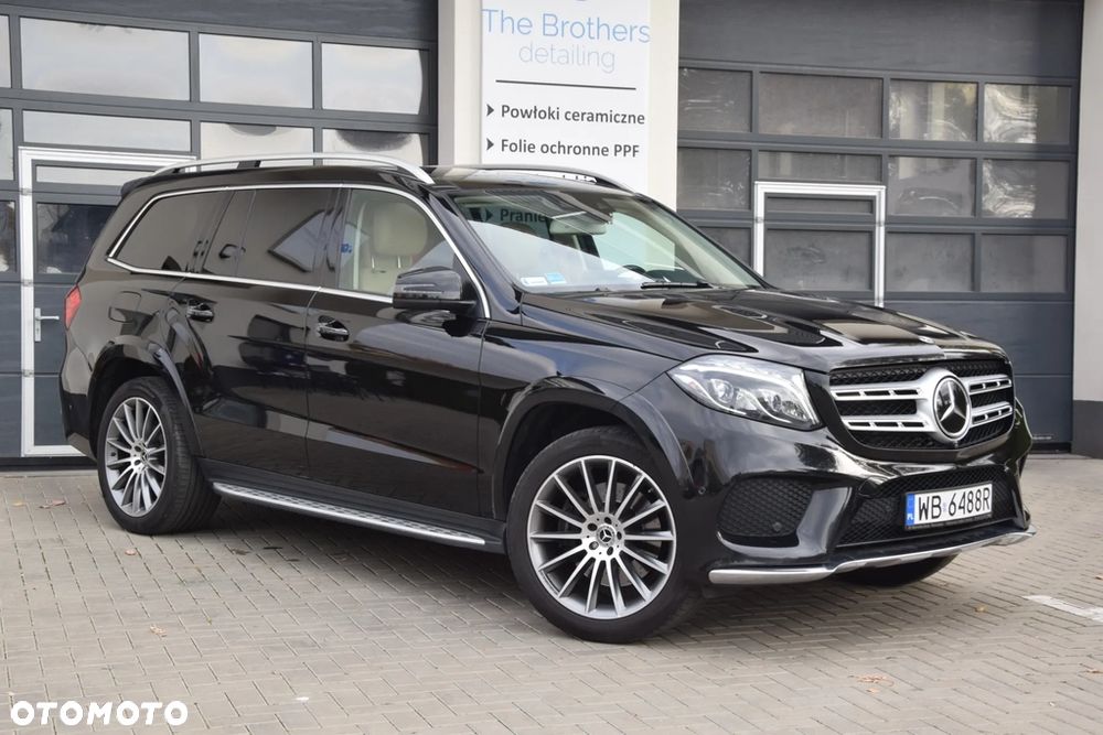 Mercedes-Benz GLS - 28