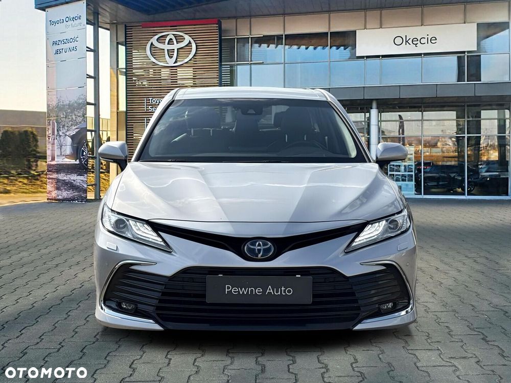 Toyota Camry 2.5 Hybrid Executive CVT - 8