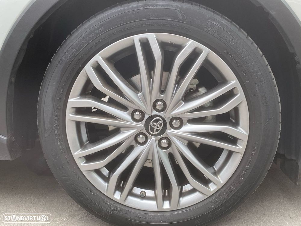 Toyota C-HR 1.8 Hybrid Exclusive - 19