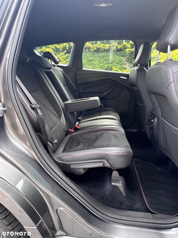 Ford Kuga 2.0 TDCi AWD ST-Line - 28