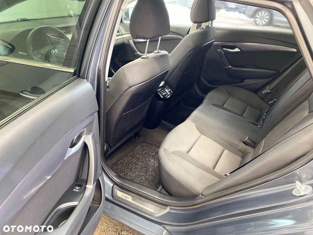 Hyundai i40 1.7 CRDi Premium DCT - 18