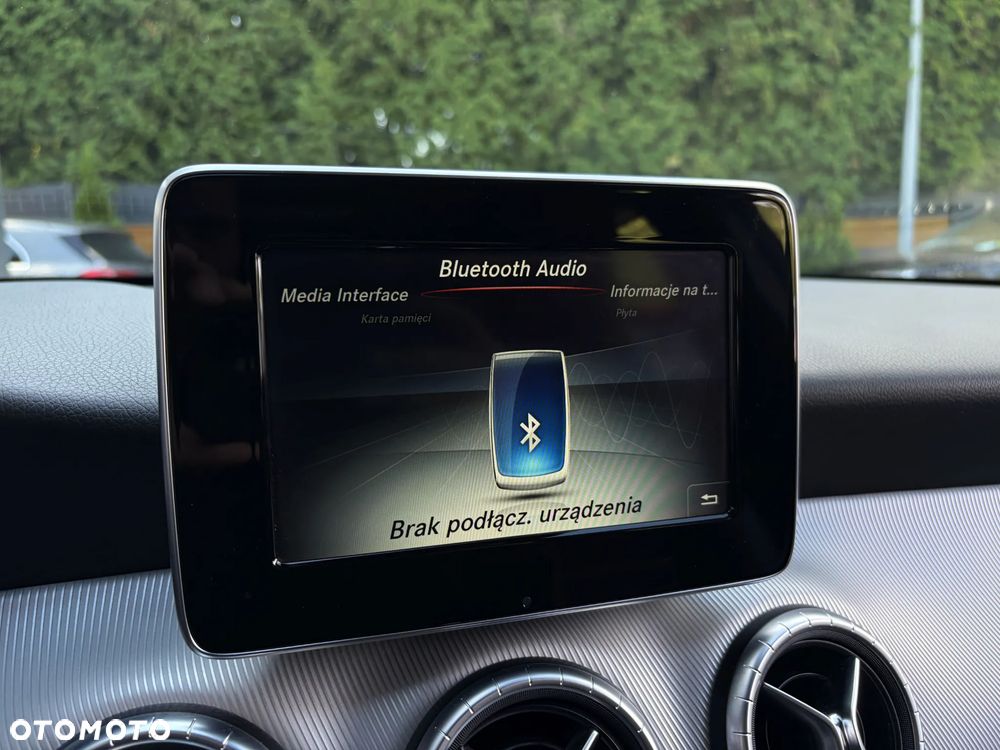 Mercedes-Benz CLA 200 - 28