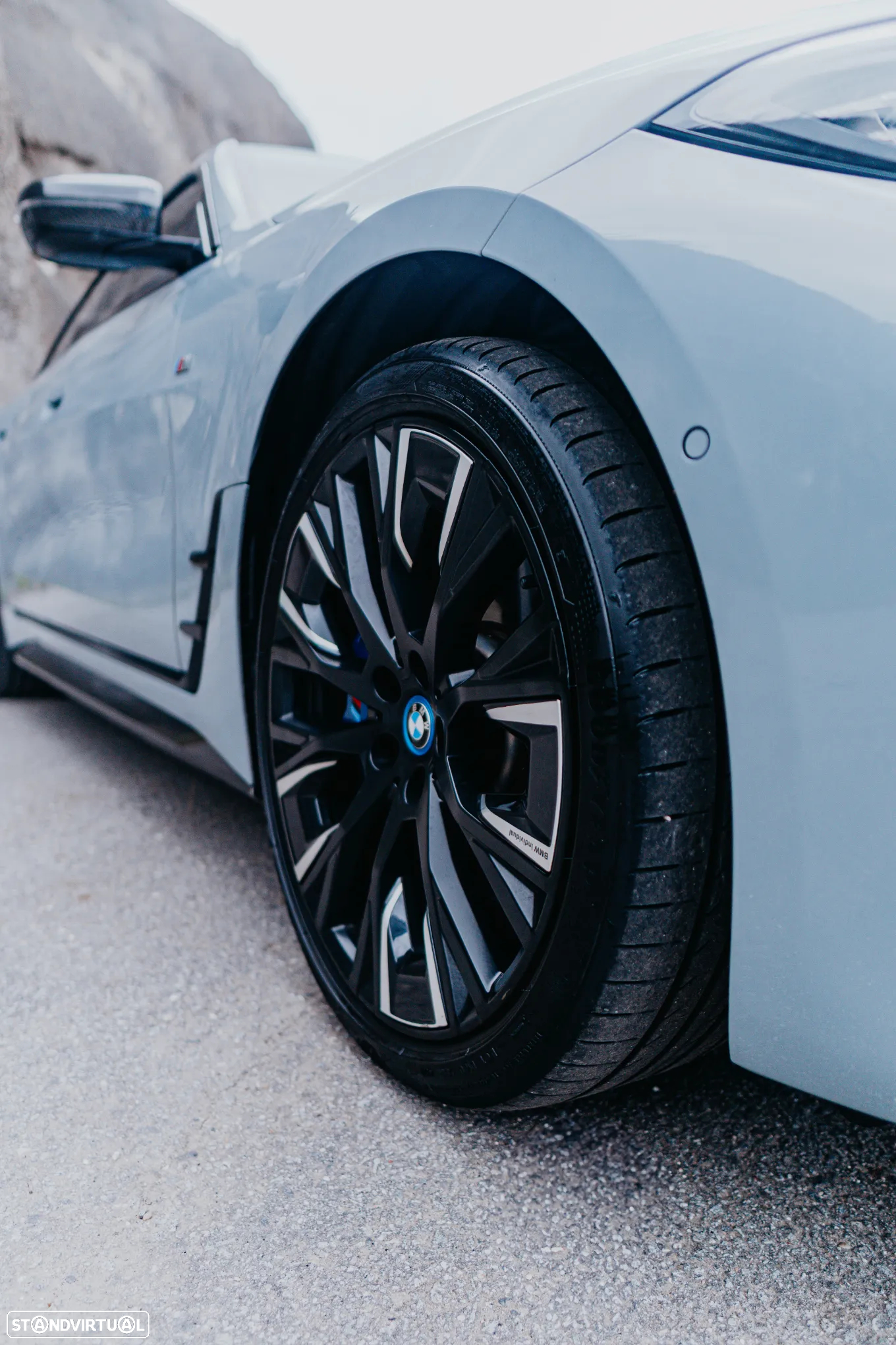 BMW i4 eDrive40 Pack Desportivo M - 3