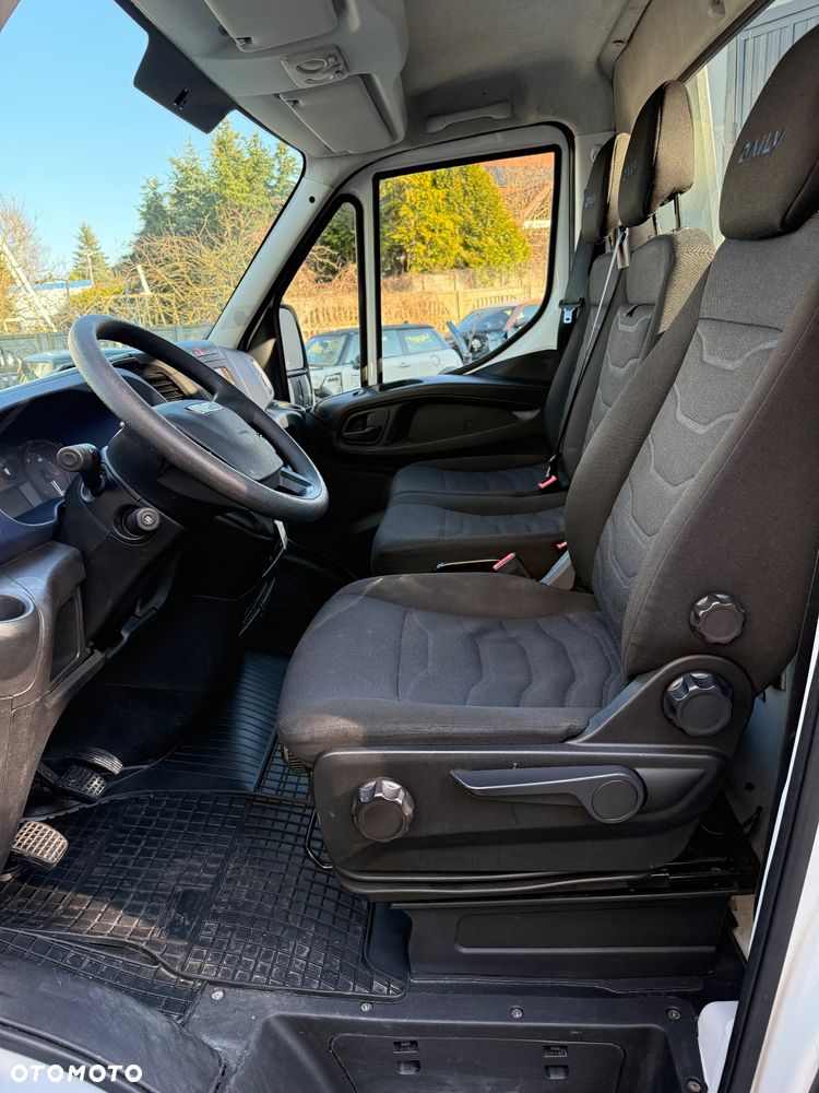 Iveco Daily - 12
