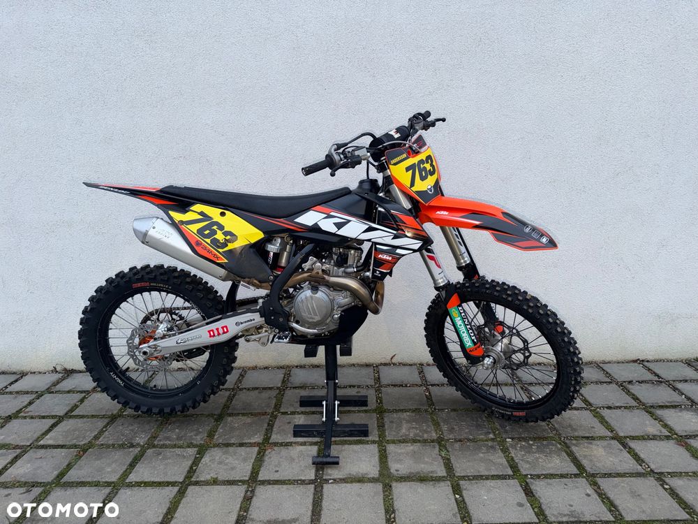 KTM SXF - 1