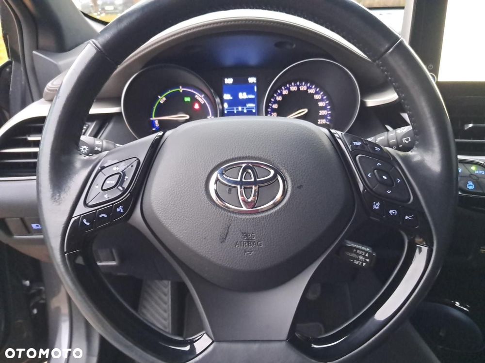 Toyota C-HR 2.0 Hybrid Executive - 11