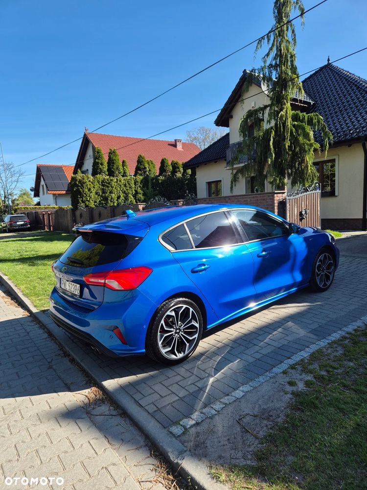 Ford Focus 2.0 EcoBlue ST-Line - 11