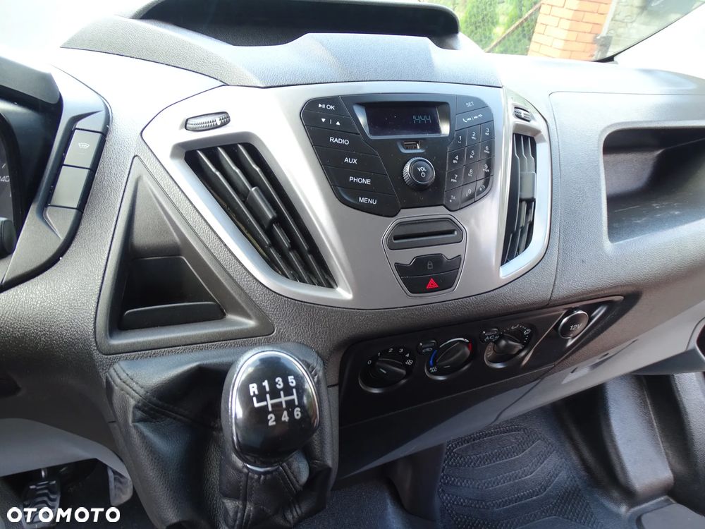 Ford Transit Custom -130 Koni , L1 H1, klima-sprawna , cały blaszak , zarejestrowany.  SUPER STAN -ful opcja ! - 7