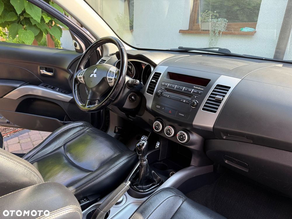 Mitsubishi Outlander 2.0 DID Instyle - 10