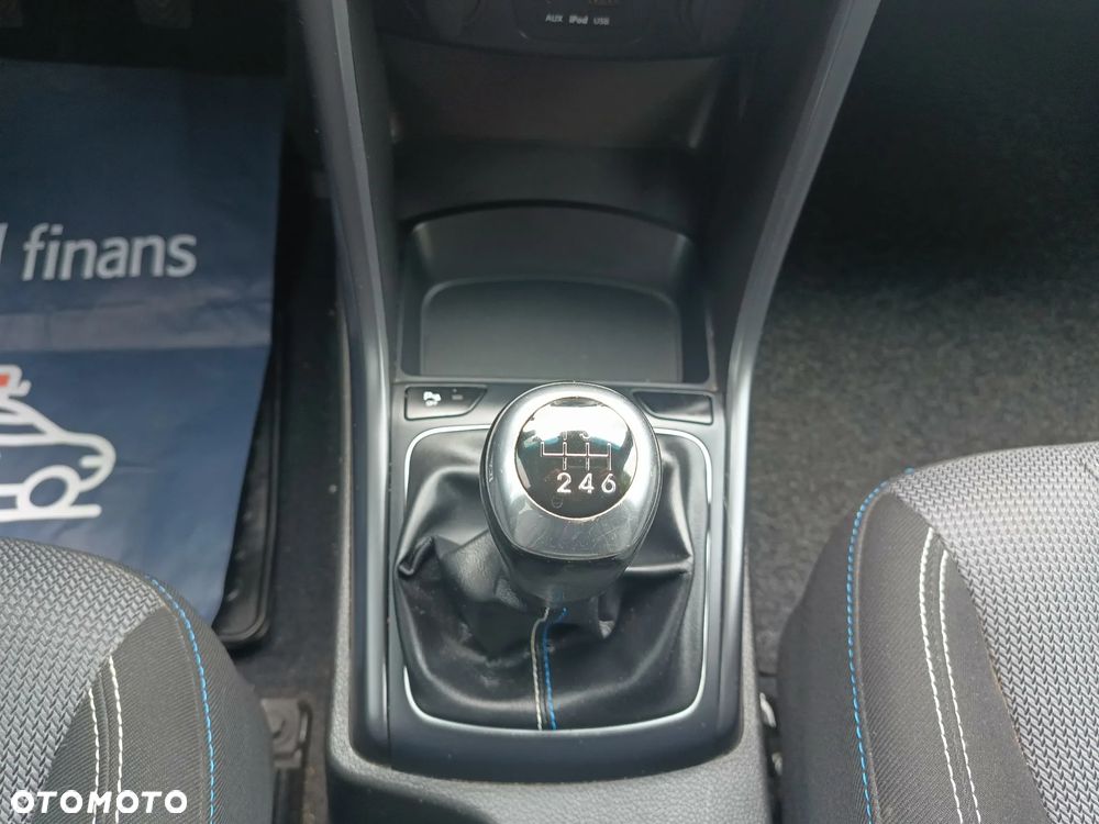 Hyundai i30 blue 1.6 CRDi Style - 19
