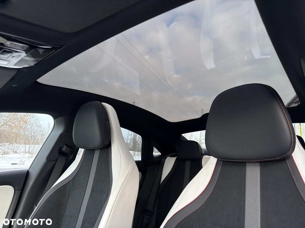 Mercedes-Benz CLA - 14