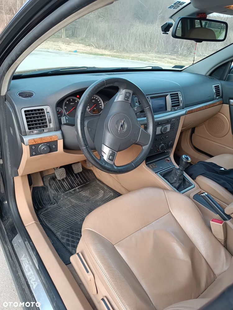 Opel Vectra 1.9 CDTI Cosmo - 5