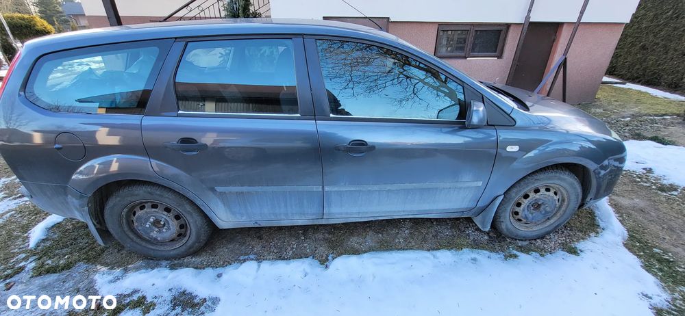 Ford Focus SW 1.6 Comfort - 2