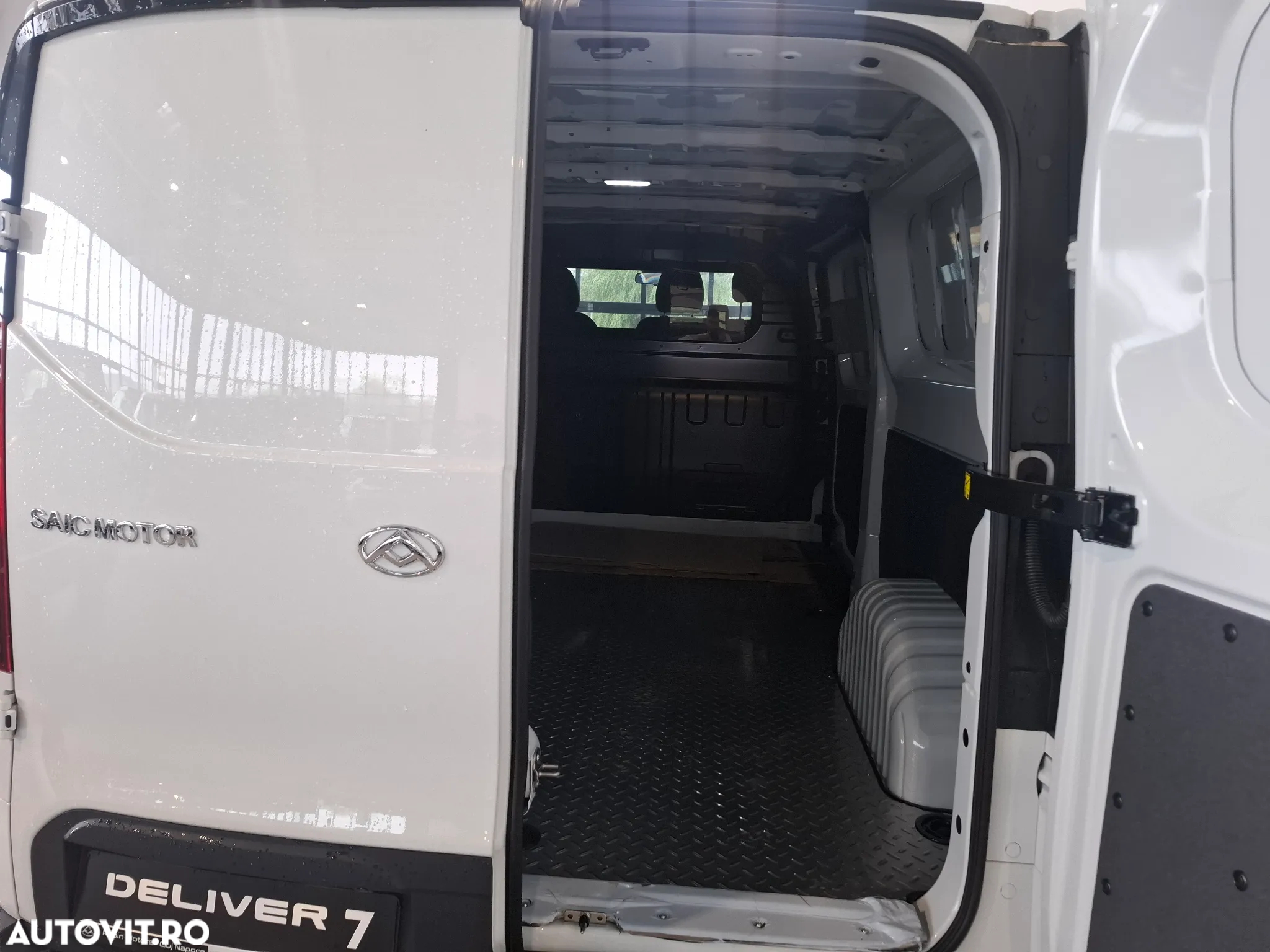 Maxus DELIVER 7 - 27