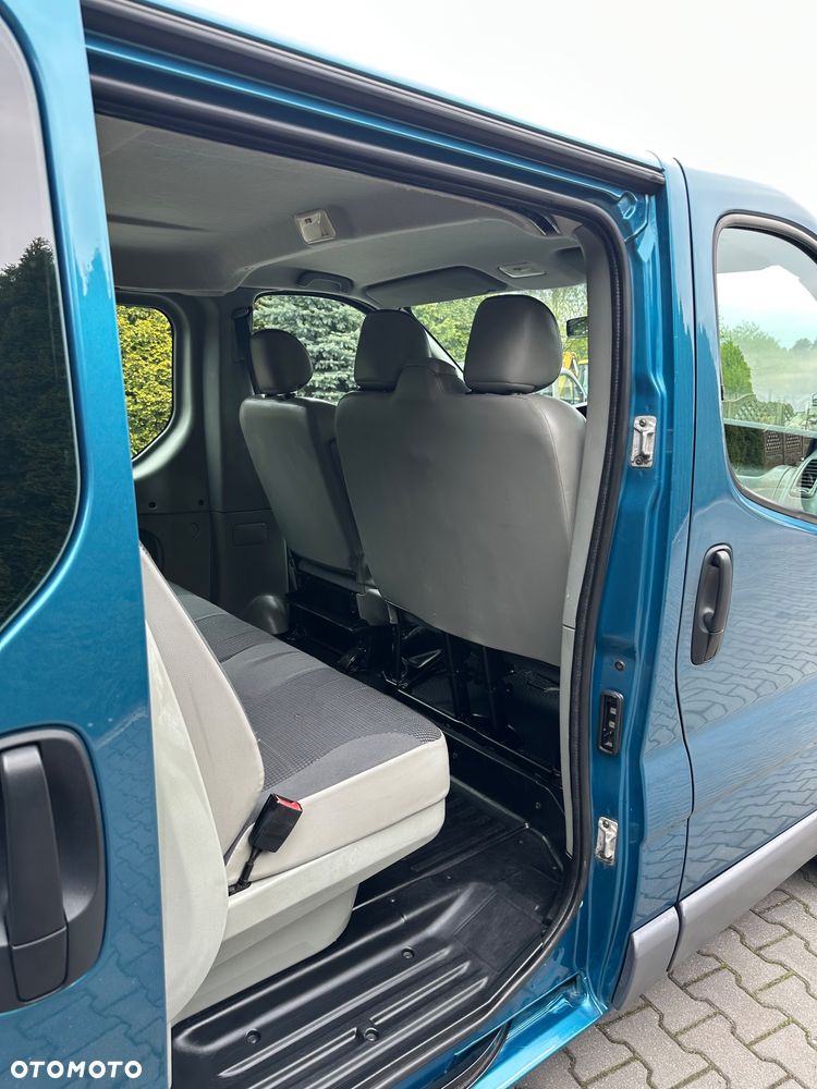 Opel Vivaro - 8