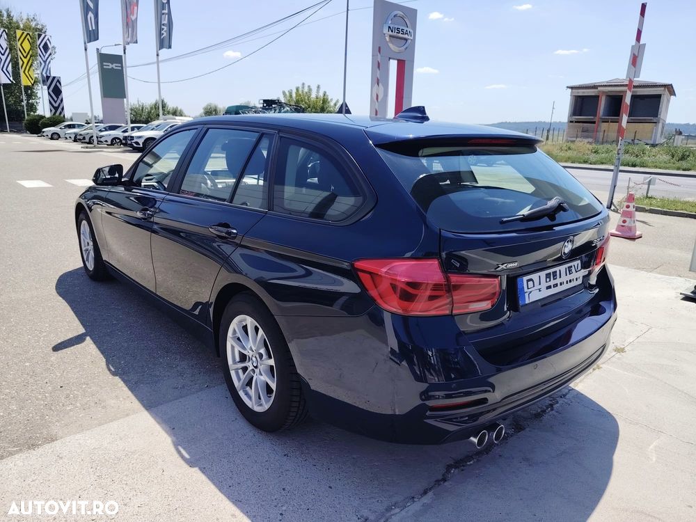 BMW Seria 3 320d xDrive AT - 9