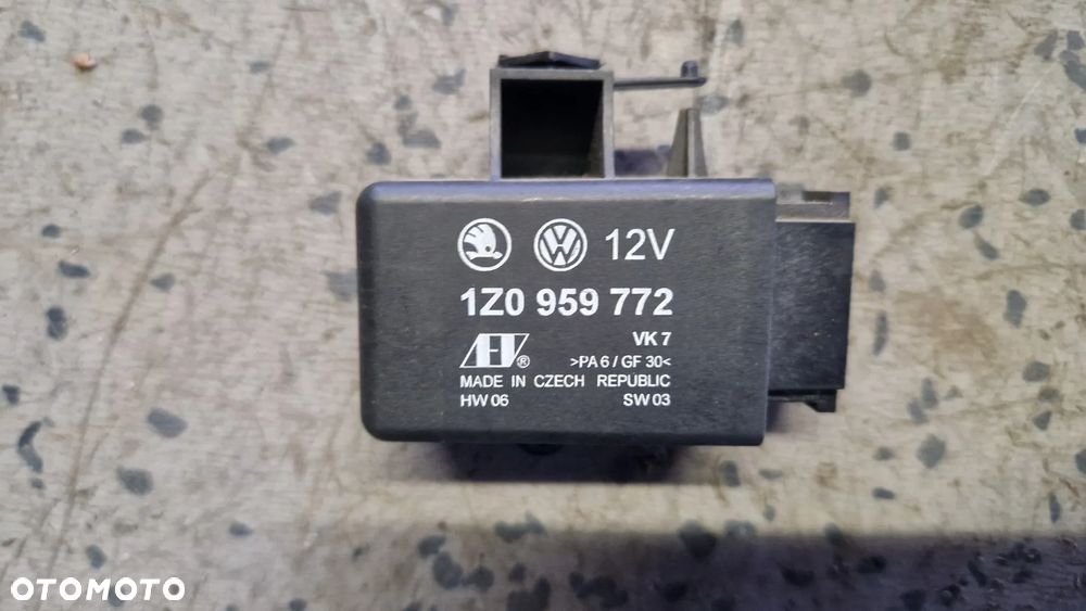 AUDI SEAT SKODA VOLKSWAGEN MODUŁ GRZANIA FOTELI 1Z0959772 - 1
