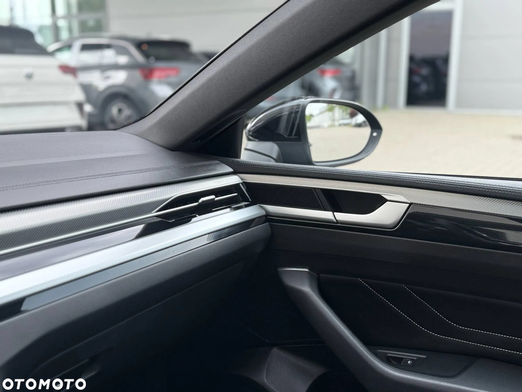 Volkswagen Arteon 2.0 TSI R-Line DSG - 23