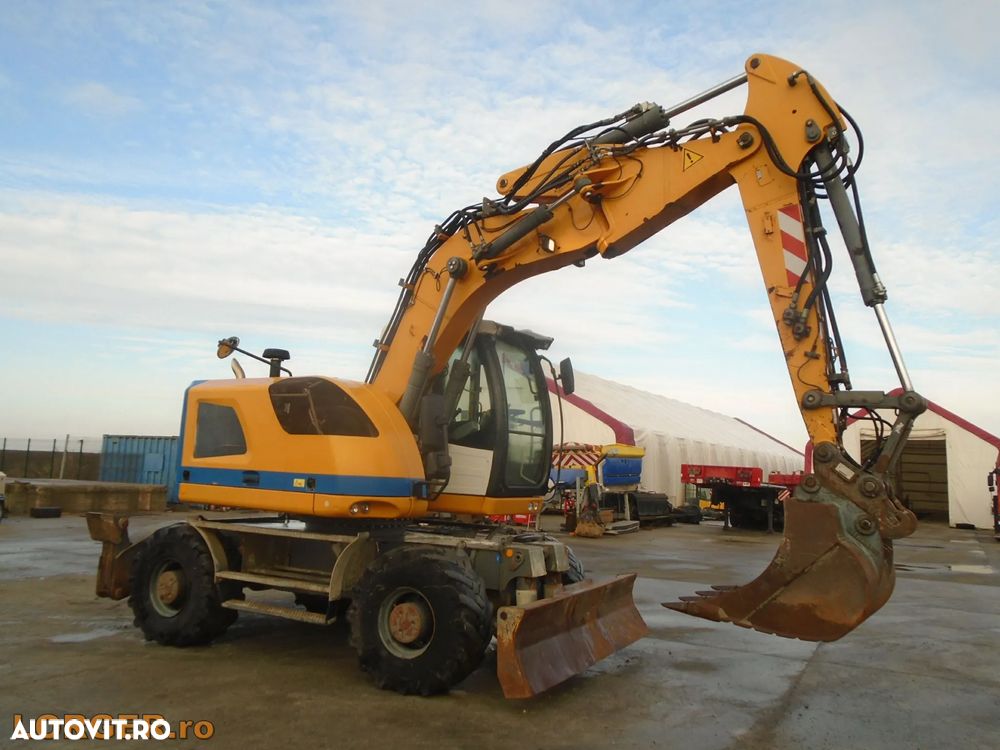 Liebherr A914 Compact - 4