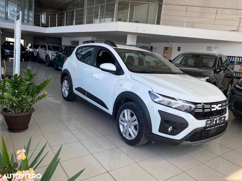 Dacia Sandero Stepway TCe 90 MT6 Comfort - 4