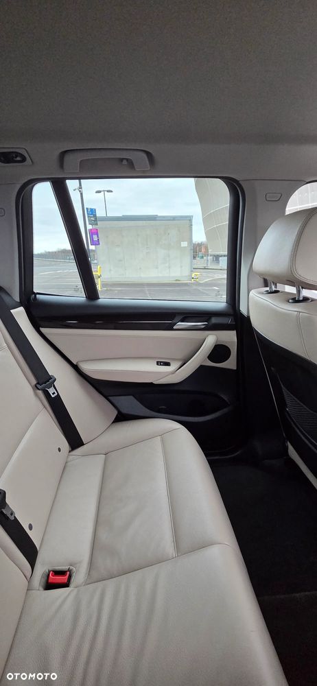 BMW X3 xDrive20d - 31