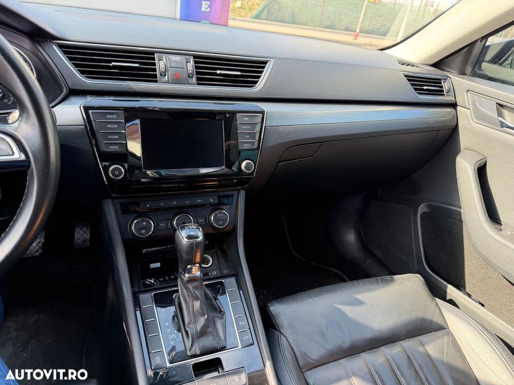 Skoda Superb 2.0 TDI DSG Ambition - 20