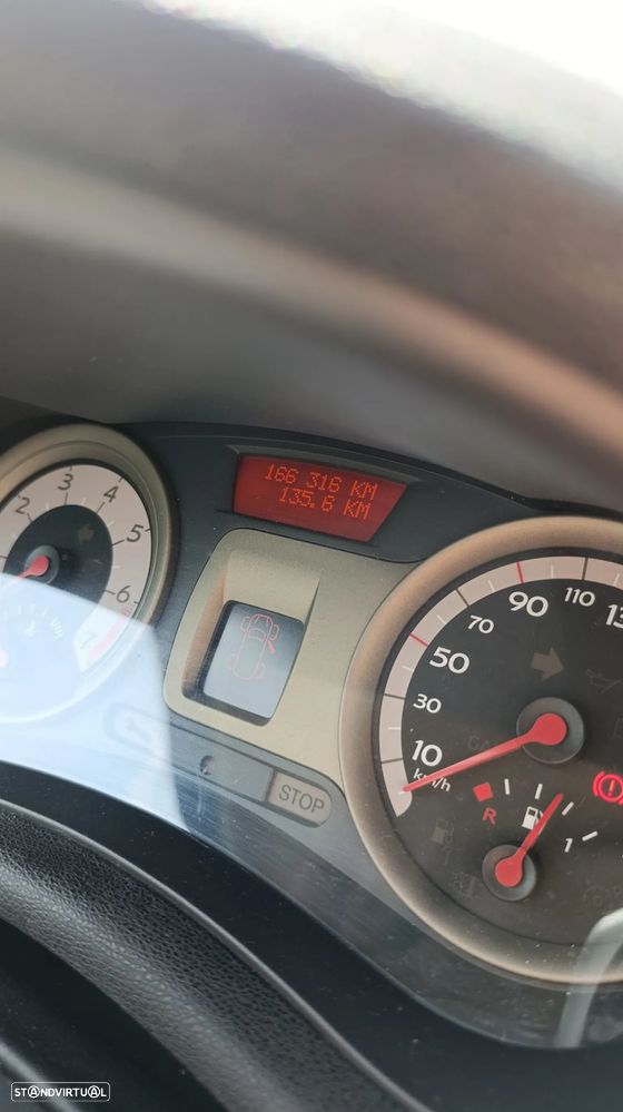 Renault Clio 1.2 16V Dynamique - 5