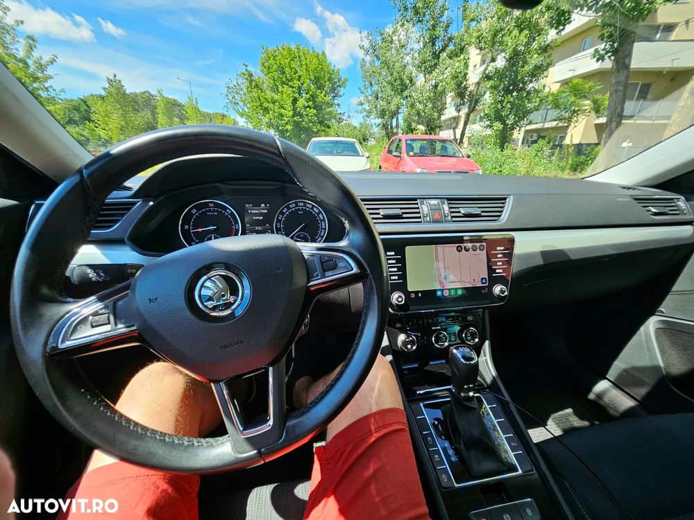 Skoda Superb 2.0 TDI DSG Ambition - 12