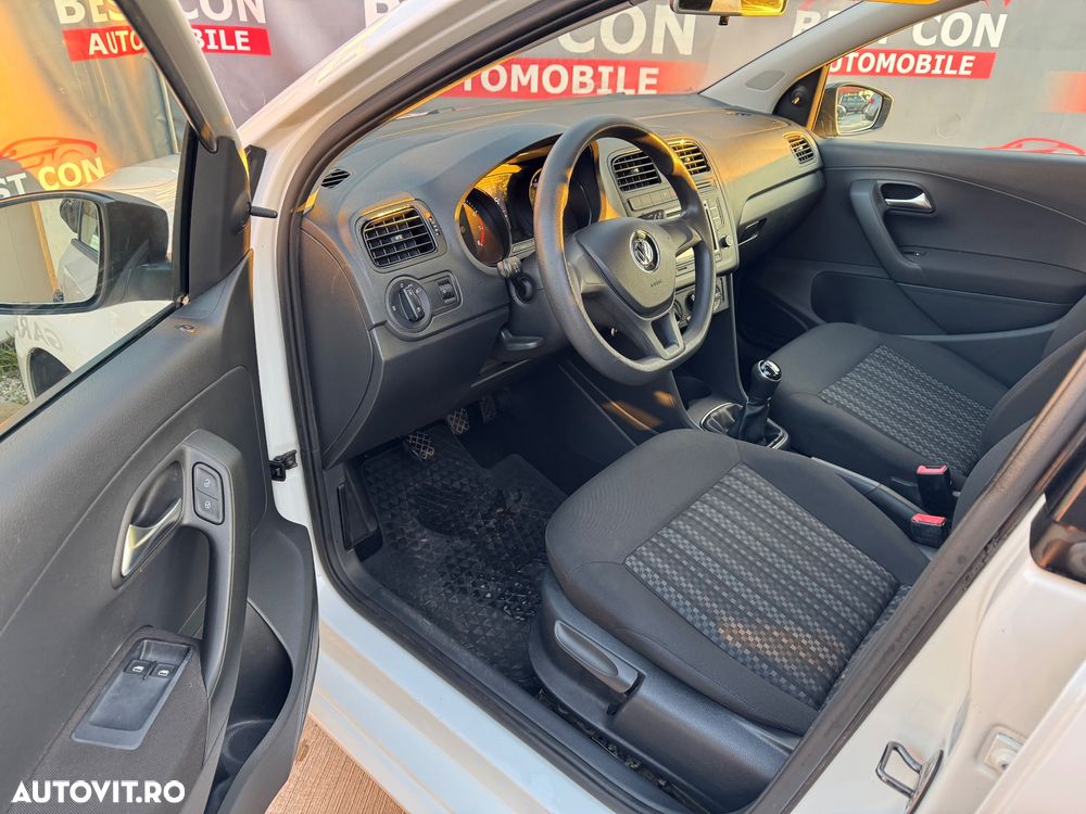 Volkswagen Polo - 5