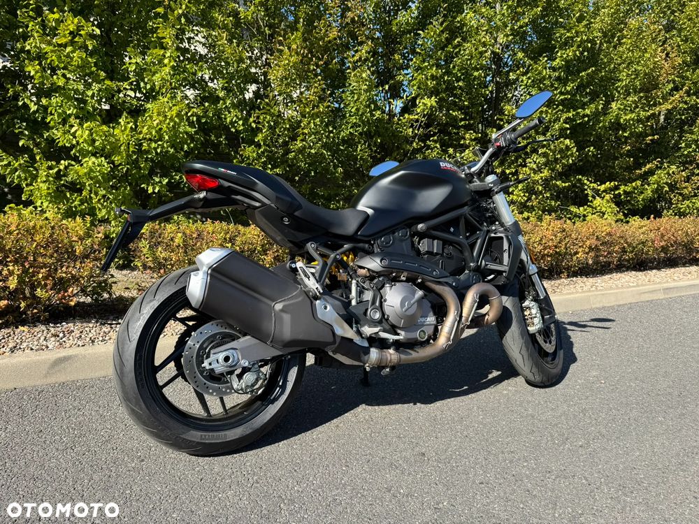 Ducati Monster - 6
