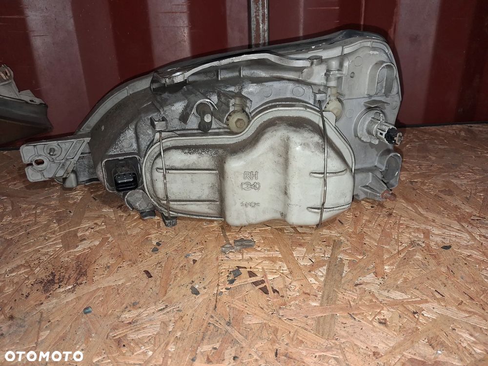 Reflektor LAMPA PRZÓD PRAWA PRAWY CHEVROLET EVANDA - 2